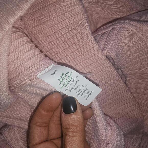Aerie Women's Crewneck Sweatshirt - Picture 6 of 7